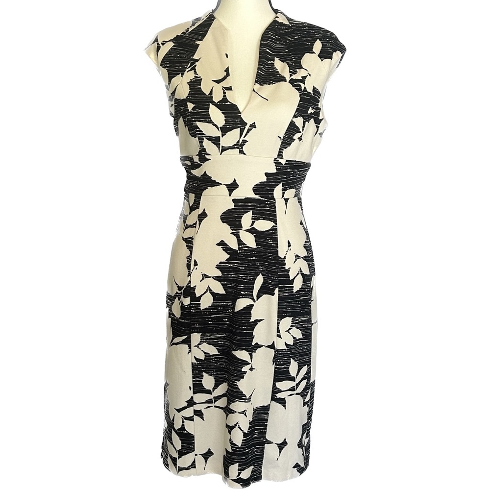 Jax Sleeveless Black and Cream Form Fitting Dress